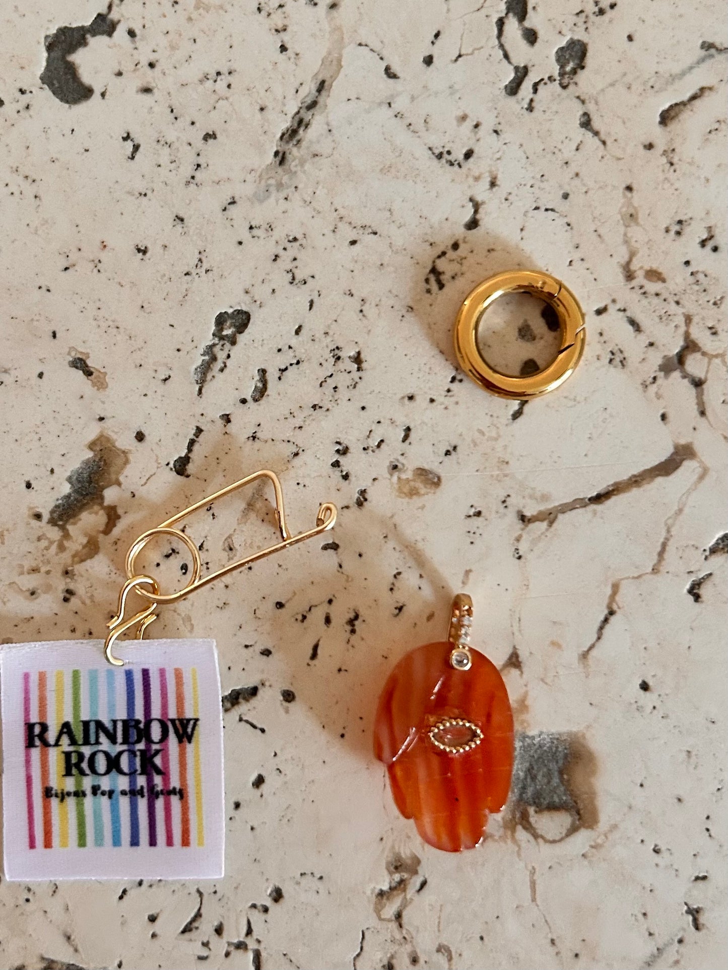 Pendentif Main protectrice Cornaline